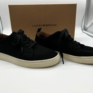 Lucky Brand Women’s Size 8M Knit Sneaker